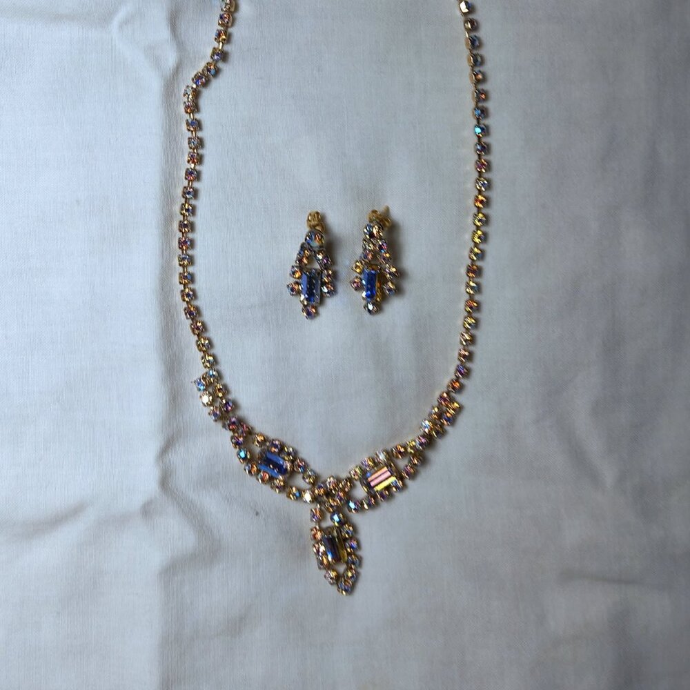 Necklace & Pendant Lot (Mixed Costume) *UPDATED PHOTOS* - Picture 3 of 8